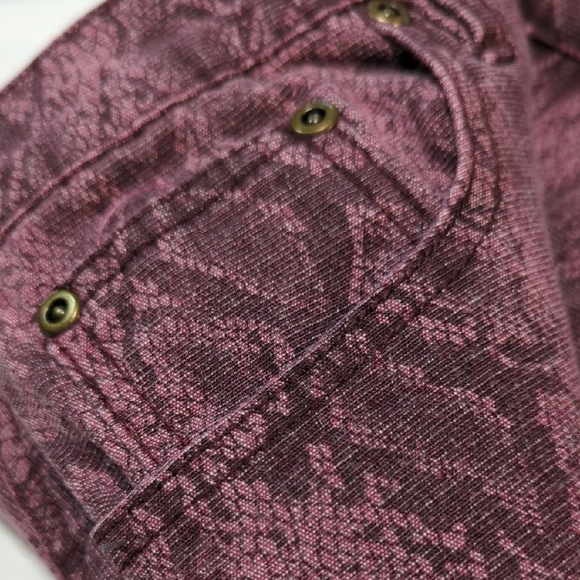 DG2 by Diane Gilman Purple Snake Print Jeggings - Picture 3 of 12